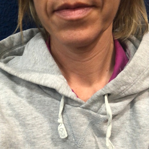 Meet your Posher, Jennifer - Picture 1 of 1